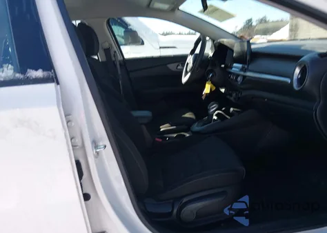 2019 Kia Forte Fe z USA, uszkodzony, nr VIN 3KPF24AD2KE022847